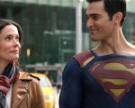 Superman & Lois, la superfamiglia Kent con la mascherina in una nuova foto dal set