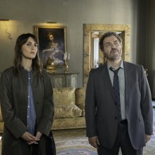 Petra: Paola Cortellesi e Andrea Pennacchi in una scena del quarto episodio