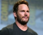Chris Pratt prende in giro le star che incoraggiano i loro fan a votare: 'Vota o morirai'