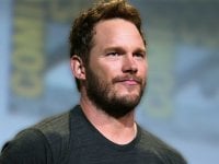 Chris Pratt prende in giro le star che incoraggiano i loro fan a votare: 'Vota o morirai'