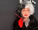 Glenn Close è di nuovo Crudelia De Mon: il costume per Halloween è low cost (FOTO)