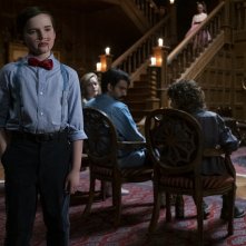 The Haunting of Bly Manor: Benjamin Ainsworth in un momento della serie Netflix