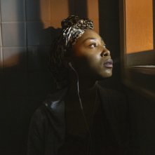 Grand Army: un'intensa immagine di Dominique