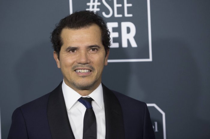 John Leguizamo: "Gli ispanici che votano Trump sono come gli scarafaggi per l'insetticida"
