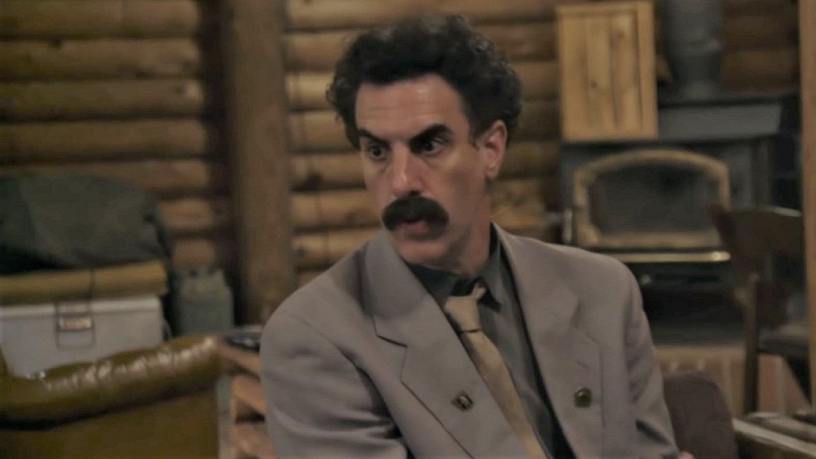 Sacha Baron Cohen in una scena di Borat - Seguito di film cinema