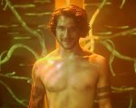 Tyler Posey: il coming out, i sex party, la droga e altre rivelazioni bomba