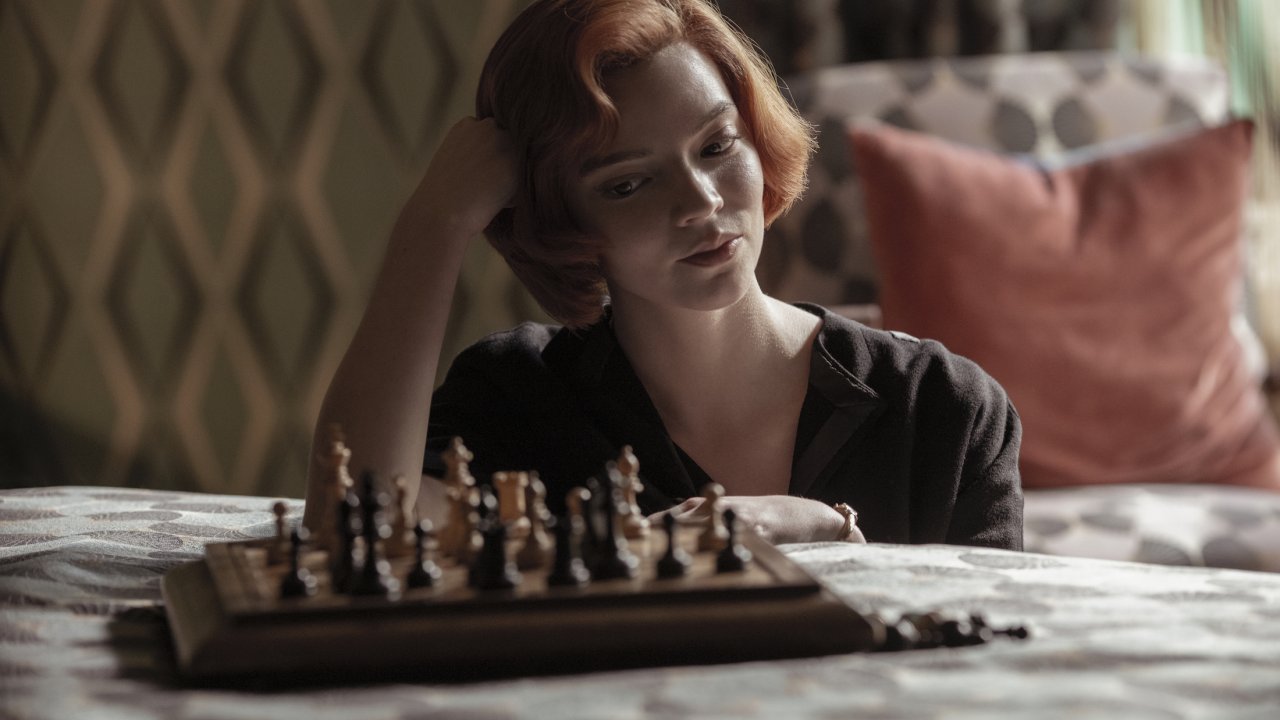 La regina degli scacchi: un post di Anya Taylor-Joy sembra confermare la stagione 2?
