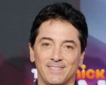 Happy Days: Scott Baio contro la reunion pro-Joe Biden  e il 'marxista' John Stamos