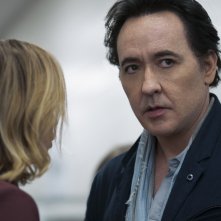Utopia: John Cusack in una scena