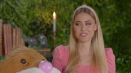 Carolina E Topo Tip Il Mistero Di Halloween - Trailer