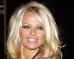 Borat, Sacha Baron Cohen: 'Il matrimonio di Pamela Anderson finito per colpa del film'