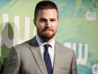 Stephen Amell è rimasto ferito sul set di Heels, la serie tv sul wrestling