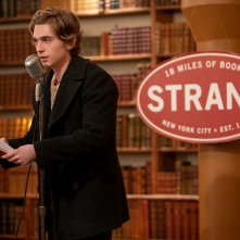 Dash & Lily: Austin Abrams in una scena