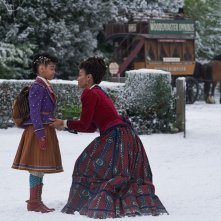 Jingle Jangle - Un'avventura natalizia: Madalen Mills e Anika Noni Rose in  una scena del film