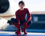 Spider-Man 3: Tom Holland indossa il costume con la doppia maschera (FOTO)