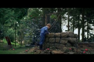 Il Colore Venuto Dallo Spazio - Trailer Italiano