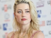 Johnny Depp: Amber Heard bersaglio di una shitstorm su Twitter 'Spero tu bruci all'inferno'