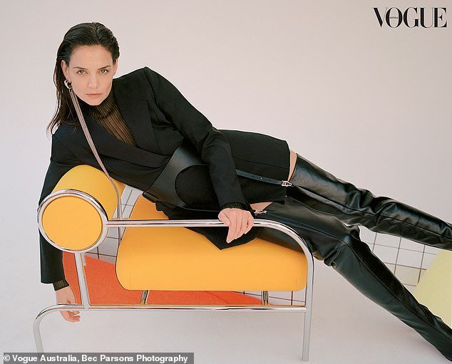Katie Holmes Vogue 2