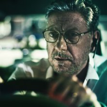 Il talento del calabrone: un primo piano di Sergio Castellitto