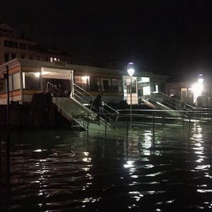 Venezia: la città che affoga, una sequenza del documentario