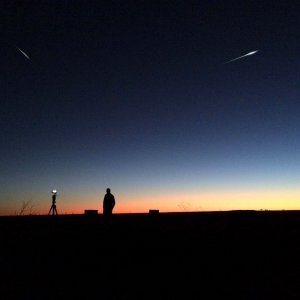 Fireball: Visitors from Darker Worlds, una scena del film