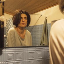 Vite in fuga: Anna Valle in una scena della serie