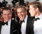 George Clooney sfidò Brad Pitt a dormire in una casa infestata in Italia