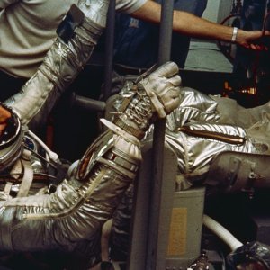 La Vera Storia di The Right Stuff: Uomini veri, una scena