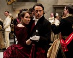 Sherlock Holmes: Gioco di ombre, stasera su Italia 1 Robert Downey Jr. è ancora il geniale investigatore