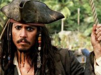 Johnny Depp: la petizione per il suo ritorno in Pirati dei Caraibi supera le 300.000 firme