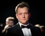 Taron Egerton protagonista del film Tetris, prodotto da Matthew Vaughn
