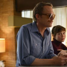 Uncle Frank: Paul Bettany e Sophia Lillis in una scena