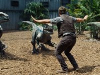 Jurassic World, la recensione: Il parco è (ri)aperto