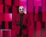 The Weeknd si è esibito con il volto fasciato agli AMAs 2020: ecco perché