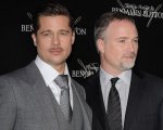 Brad Pitt descrive com'è guardare un film con David Fincher: 'Borbotta tutto il tempo'