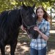 Black Beauty - Autobiografia di un cavallo, la recensione: una commovente amicizia nel film di Disney+