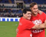 Diego Armando Maradona: Francesco Totti si commuove a Verissimo ricordando un suo particolare gesto