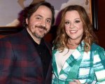 Melissa McCarthy e Ben Falcone star della comedy Netflix God's Favourite Idiot