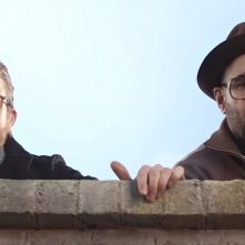 The Gentlemen: Colin Farrell e Charlie Hunnam in una scena