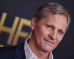 Viggo Mortensen interpreta un gay e replica alle critiche: 'Date per scontato che io sia etero?'