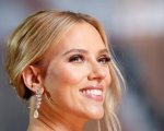 Scarlett Johansson chiede la scarcerazione di Patrick Zaki in un video