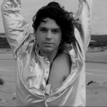 Mystify: Michael Hutchence: Michael Hutchence in una scena del documentario
