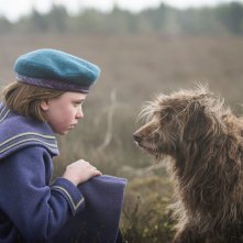 Il giardino segreto: Dixie Egerickx durante una scena
