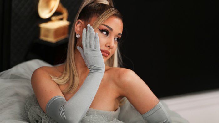 Ariana Grande: il film concerto Excuse Me, I Love You in arrivo a dicembre su Netflix