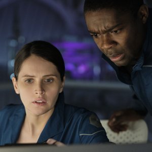 The Midnight Sky: Felicity Jones in un'immagine
