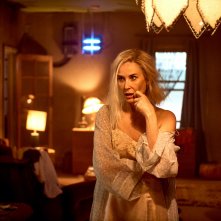 Brave New World: Demi Moore in una scena della serie