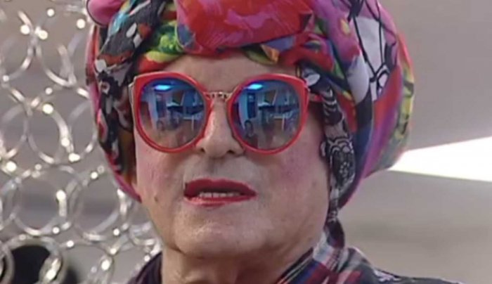 Grande Fratello Vip 5, gaffe di Cristiano Malgioglio sui contratti e le puntate: bufera sul reality (VIDEO)