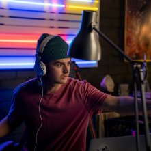 Death to 2020: Joe Keery in una scena del film