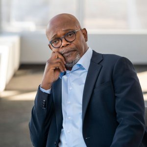 Death to 2020: Samuel L. Jackson in una scena del film