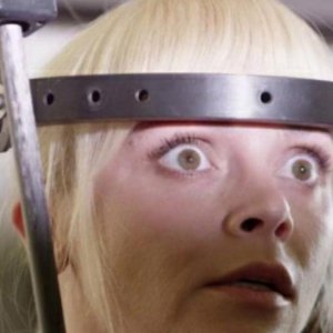 Distorted: una scena con Christina Ricci